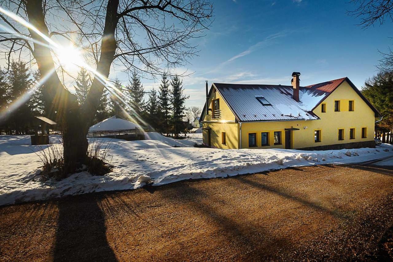 Hotel Chalupa Křenov 62 Bernartice  Exteriér fotografie