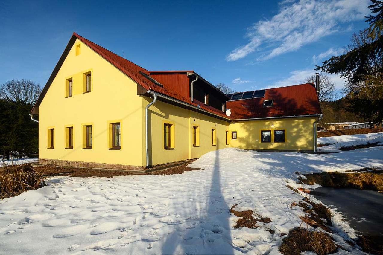 Chalupa Křenov 62 Bernsdorf Exteriér fotografie