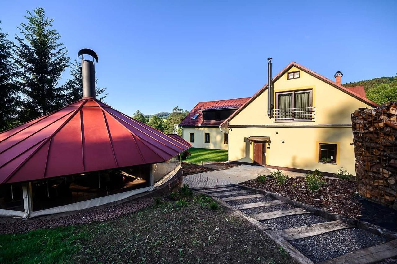 Chalupa Křenov 62 Bernsdorf Exteriér fotografie