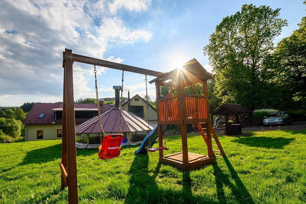 Chalupa Křenov 62 Bernsdorf Exteriér fotografie